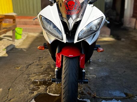 2008 Yamaha YZF-R6, белый, 750000 рублей, вид 1