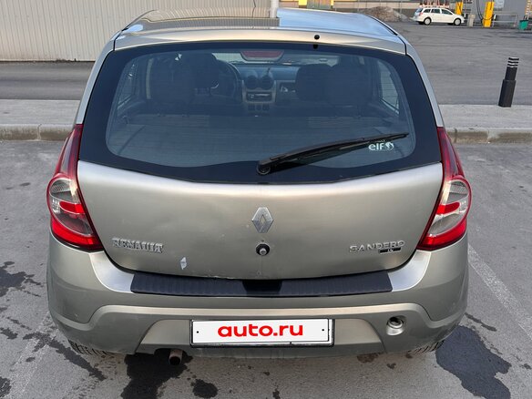 2010 Renault Sandero I, бежевый, 510000 рублей - вид 6