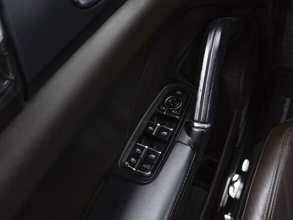 2015 Porsche Cayenne Diesel II Рестайлинг (958), чёрный, 3849000 рублей - вид 24