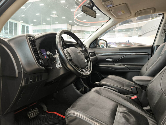 2016 Mitsubishi Outlander III Рестайлинг 2, чёрный - вид 19
