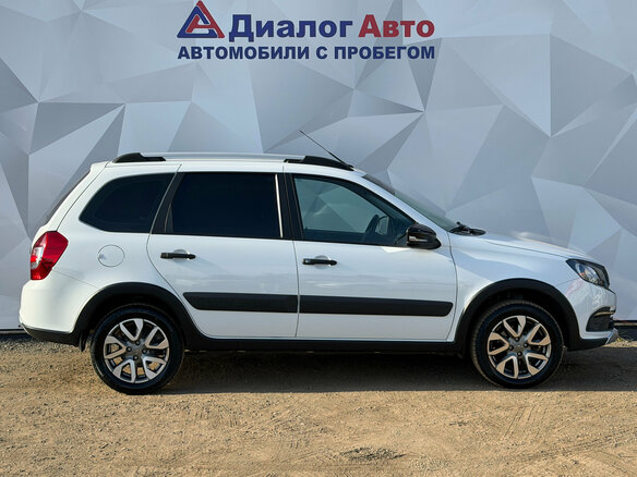 2023 Lada (ВАЗ) Granta Cross I Рестайлинг, белый, 960000 рублей - вид 3