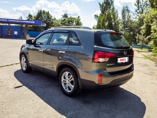 2020 Kia Sorento II Рестайлинг, серый, 2900000 рублей, вид 5