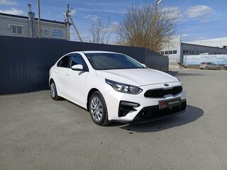 2020 Kia Cerato III Рестайлинг (Classic), белый, 2199000 рублей, вид 3