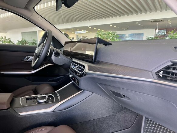 2024 BMW 3 серии 325i VII (G2x) Рестайлинг, белый, 4690000 рублей - вид 11