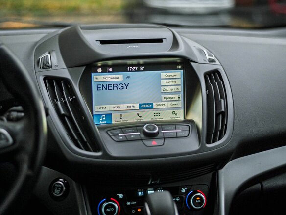2018 Ford Kuga II Рестайлинг, чёрный, 1644000 рублей - вид 6