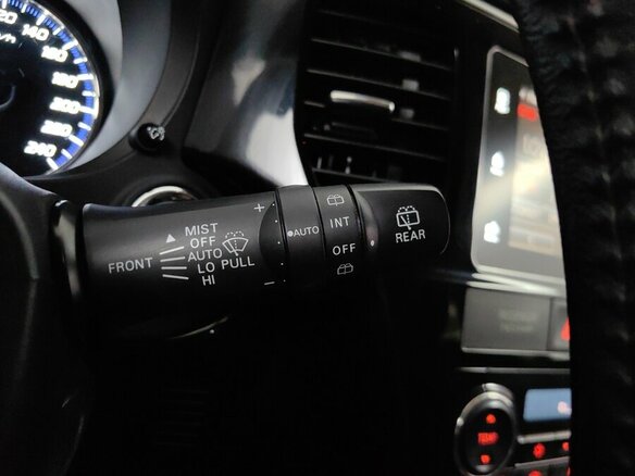 2018 Mitsubishi Outlander III Рестайлинг 2, чёрный, 1735000 рублей - вид 21