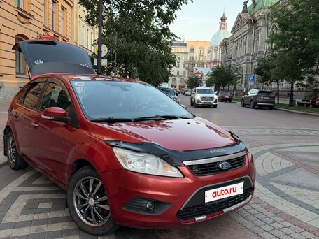 2008 Ford Focus II Рестайлинг, красный, 415000 рублей, вид 5
