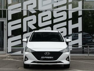 2021 Hyundai Solaris II Рестайлинг, белый, 1119000 рублей, вид 3