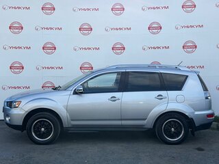 2010 Mitsubishi Outlander II Рестайлинг, серебристый, 999000 рублей, вид 2