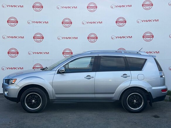 2010 Mitsubishi Outlander II Рестайлинг, серебристый, 909000 рублей - вид 1