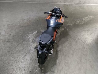 2023 KTM 1290 Super Duke GT, серый, 1540000 рублей, вид 2