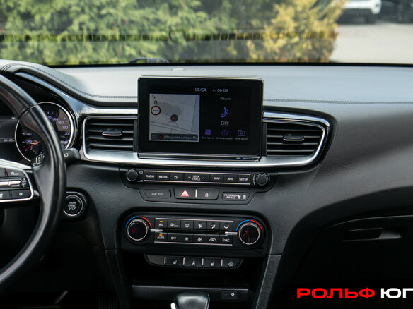 2018 Kia Ceed III, красный - вид 11