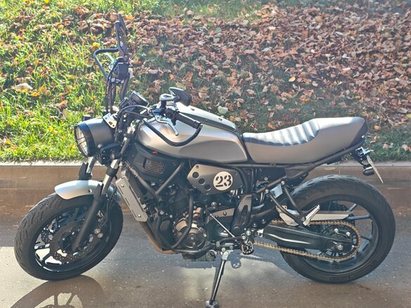 2015 Yamaha XSR700, серебристый, 597000 рублей - вид 1