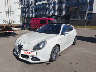 2011 Alfa Romeo Giulietta III, белый, 870000 рублей, вид 1