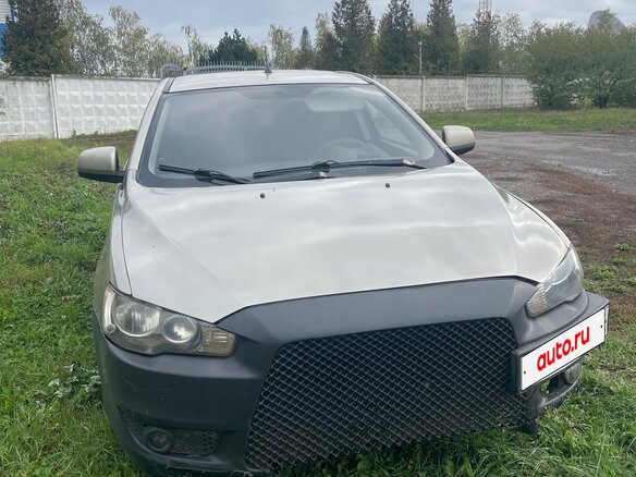 2008 Mitsubishi Lancer X, бежевый, 420000 рублей - вид 1