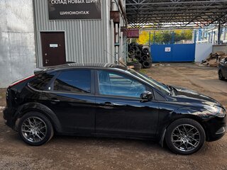2008 Ford Focus II Рестайлинг, чёрный, 620000 рублей, вид 4