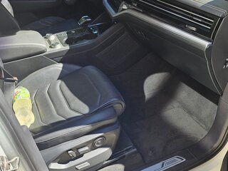2020 Volkswagen Touareg III, белый, 4200000 рублей, вид 4