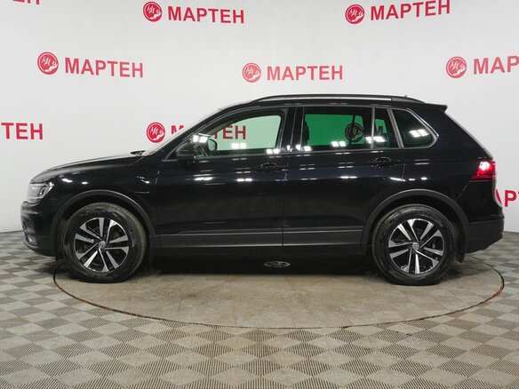2019 Volkswagen Tiguan II, чёрный, 2213000 рублей - вид 8