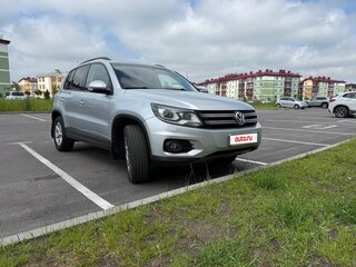 2012 Volkswagen Tiguan I Рестайлинг, серебристый, 1190000 рублей, вид 2