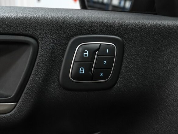 2020 Ford Escape IV, красный, 1599000 рублей - вид 17
