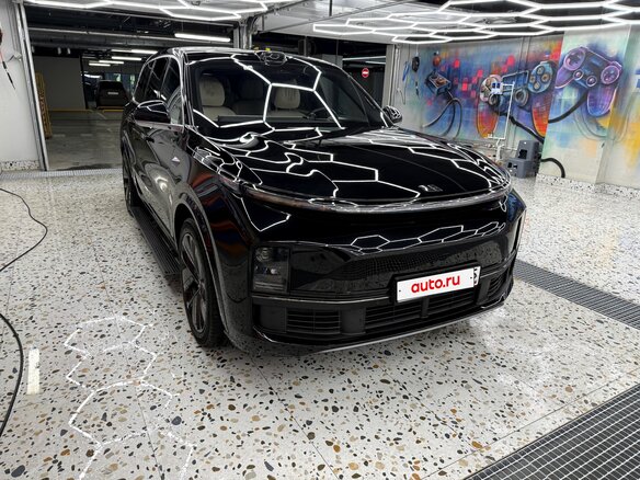 2024 Li Auto (Lixiang) L9 52.3 kWh I Рестайлинг, чёрный - вид 1