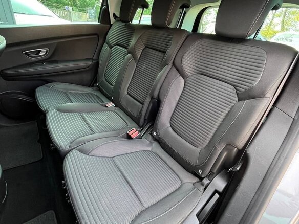 2019 Renault Scenic IV, серый, 1700000 рублей - вид 11