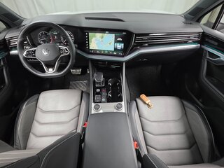 2023 Volkswagen Touareg III, белый, 9334000 рублей, вид 5
