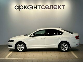 2017 Skoda Octavia III (A7) Рестайлинг, белый, 1566000 рублей, вид 5