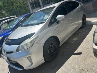 2012 Toyota Prius III Рестайлинг (XW30), серебристый, 810000 рублей, вид 5