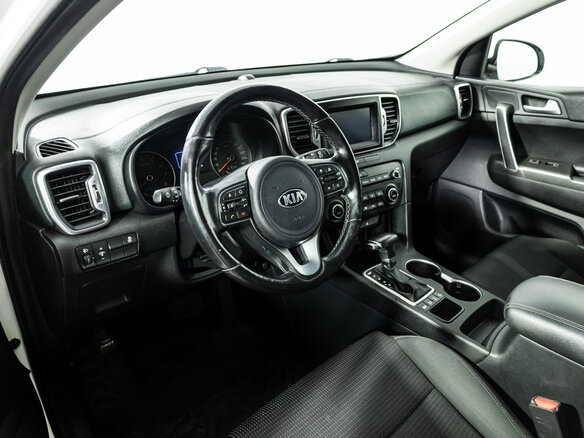 2018 Kia Sportage IV, белый, 1909700 рублей - вид 10