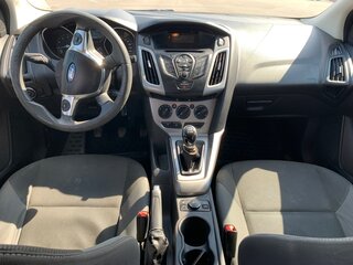 2013 Ford Focus III, белый, 540000 рублей, вид 3