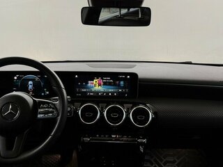2019 Mercedes-Benz A-Класс 180 d IV (W177), серебристый, 2065000 рублей, вид 5
