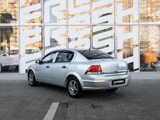2007 Opel Astra H Рестайлинг, серебристый, 530000 рублей, вид 2