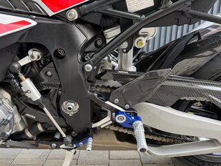 2021 BMW M 1000 RR, белый, 1980000 рублей, вид 4