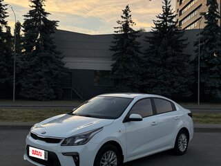 2020 Kia Rio IV, белый, 1150000 рублей, вид 1