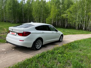 2012 BMW 5 серии Gran Turismo 530d xDrive VI (F10/F11/F07), белый, 1680000 рублей, вид 5