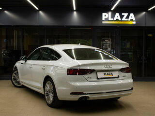 2019 Audi A5 II (F5), белый, 3800000 рублей, вид 3