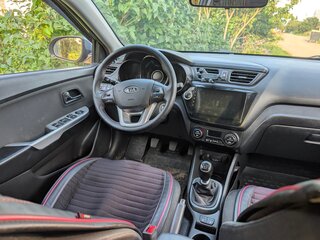 2012 Kia Rio 5-speed III, голубой, 750000 рублей, вид 3