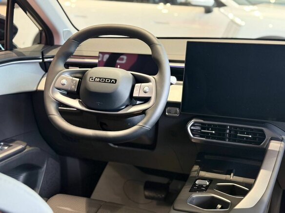 2026 Omoda C5 II, серый, 2399000 рублей - вид 5