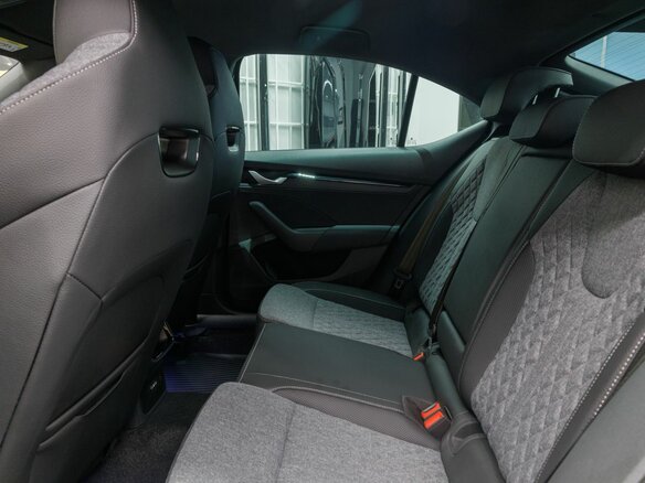 2025 Skoda Octavia IV (A8) Рестайлинг, чёрный - вид 32