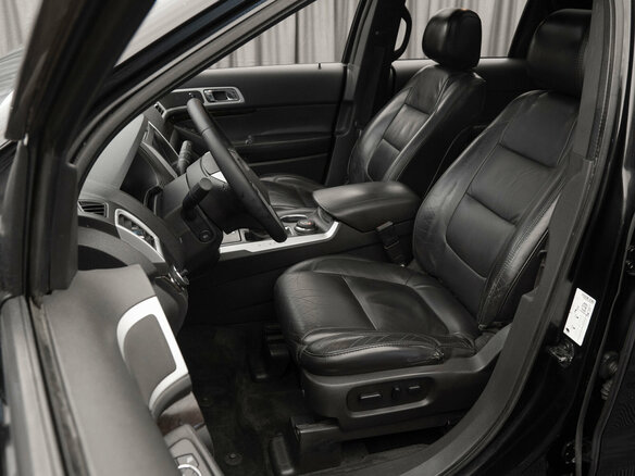 2013 Ford Explorer V, чёрный - вид 8