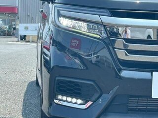 2021 Honda Stepwgn Spada V Рестайлинг, чёрный, 1750606 рублей, вид 2