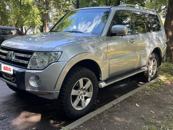 2008 Mitsubishi Pajero IV, серебристый, 1180000 рублей - вид 5