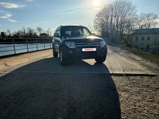 2007 Mitsubishi Pajero IV, чёрный, 900000 рублей, вид 2