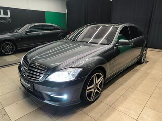 2013 Mercedes-Benz S-Класс 500 V (W221) Рестайлинг, серый, 3490000 рублей, вид 3
