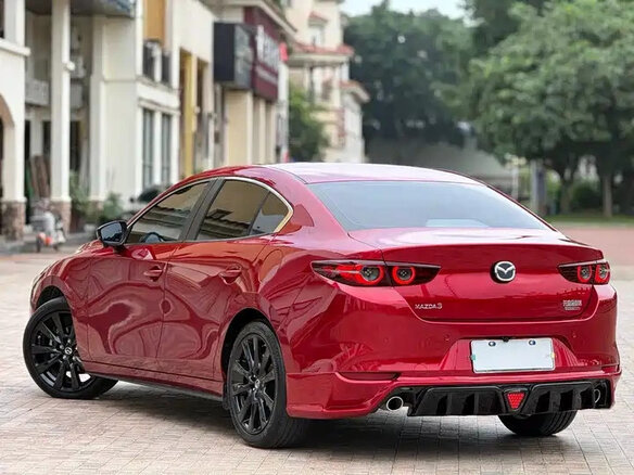 2023 Mazda 3 Axela IV (BP), красный, 1270500 рублей - вид 5