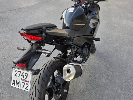 2020 Kawasaki Ninja 250R, чёрный, 340000 рублей, вид 4