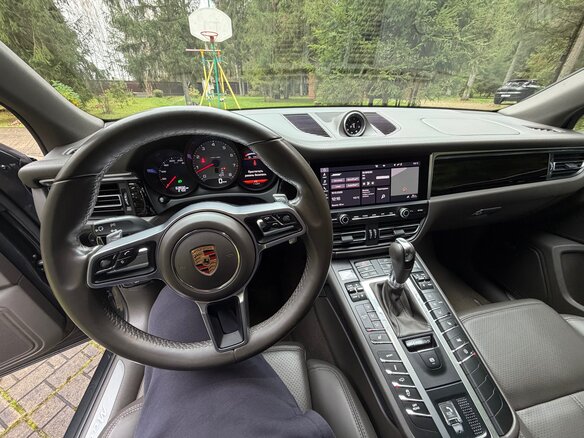 2021 Porsche Macan S I Рестайлинг, серый, 7200000 рублей - вид 16