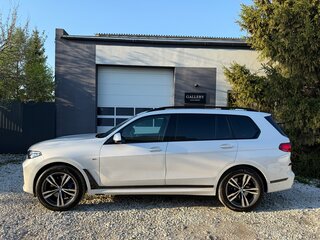2020 BMW X7 40i I (G07), белый, 6490000 рублей, вид 3