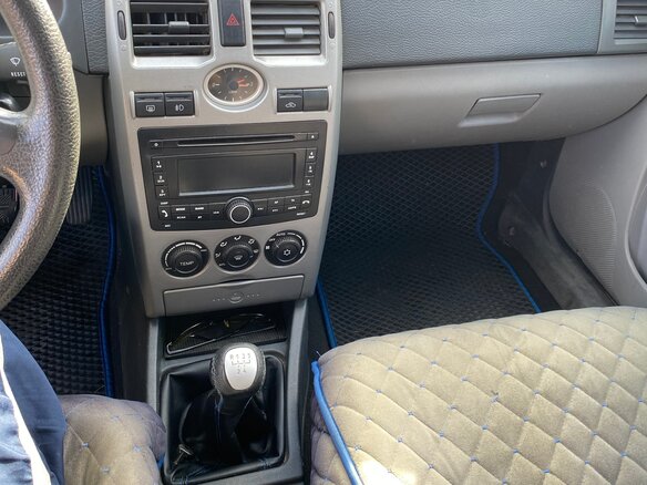 2011 Lada (ВАЗ) Priora I, белый, 369000 рублей - вид 13
